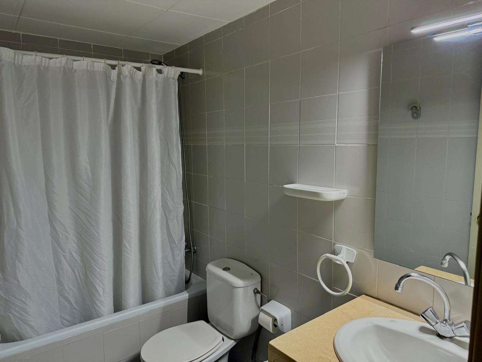 Apartamentos Amatista Salou Buitenkant foto