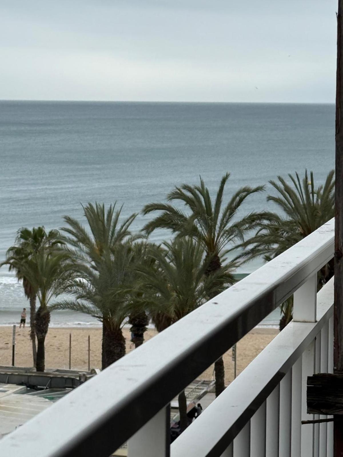 Apartamentos Amatista Salou Buitenkant foto